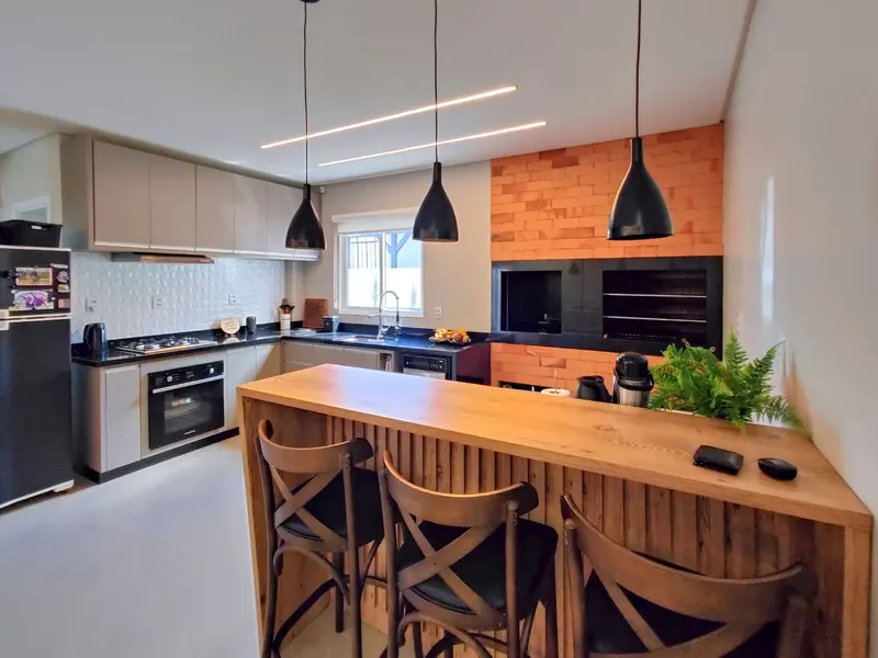 Casa com 3 dormitórios à venda, 256 m² por R$ 1.630.000,00 - Bom Jesus - Caçador/SC — foto 2