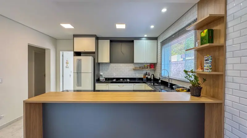 Ideal para quem busca conforto, este imóvel está à venda por R$ 990.000 no bairro Dos Municípios - Caçador/SC — foto 4