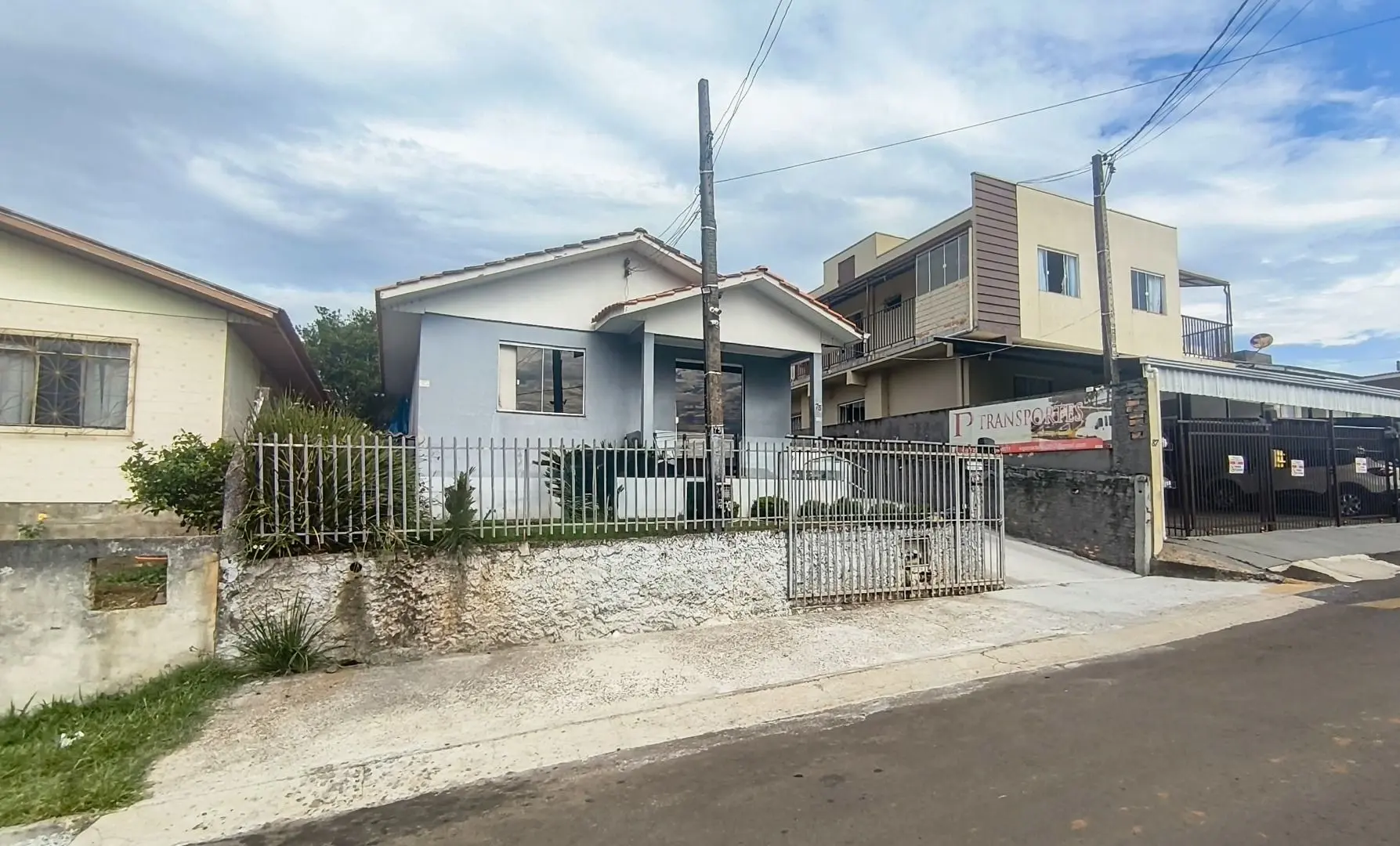 Casa com 3 dormitórios e salão de festas à venda, Martello - Caçador/SC — foto 1