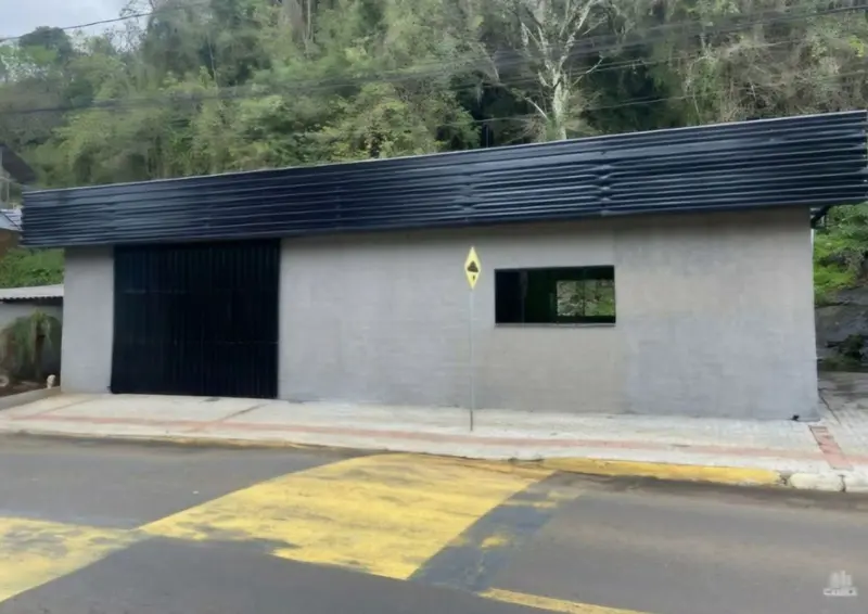 Barracão em Centro